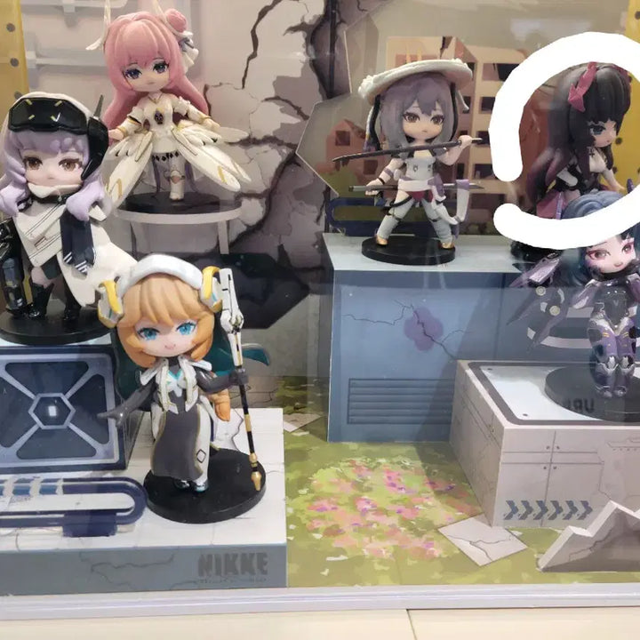 [BUNJANG] Nier: Automata Random Figure Paradise Series Haran / 니케 랜덤 피규어 낙원 시리즈 하란