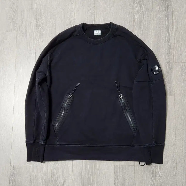 [BUNJANG] CP Company Sweatshirt Black M / CP컴퍼니 맨투맨 블랙 M // 씨피컴퍼니 스웻셔츠 남여공용
