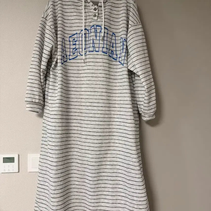 [BUNJANG] Striped Hooded Long Dress / 새제품) 스트라이프 후드 롱 원피스