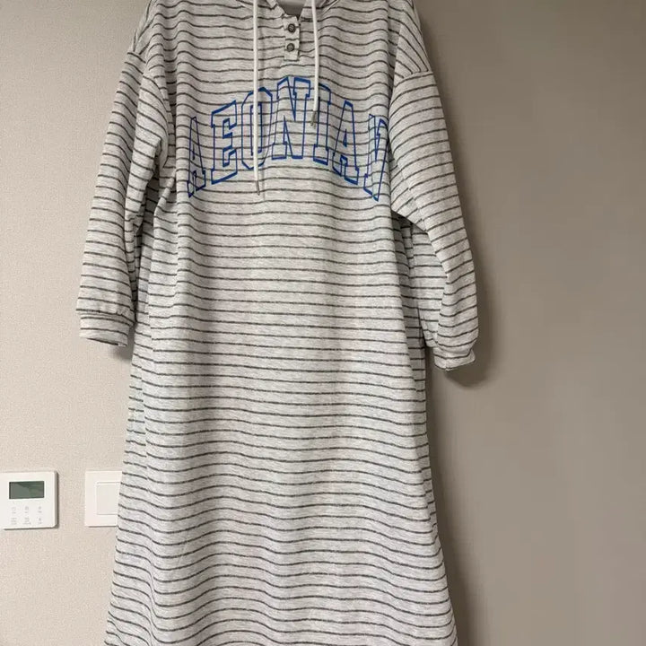 [BUNJANG] Striped Hooded Long Dress / 새제품) 스트라이프 후드 롱 원피스