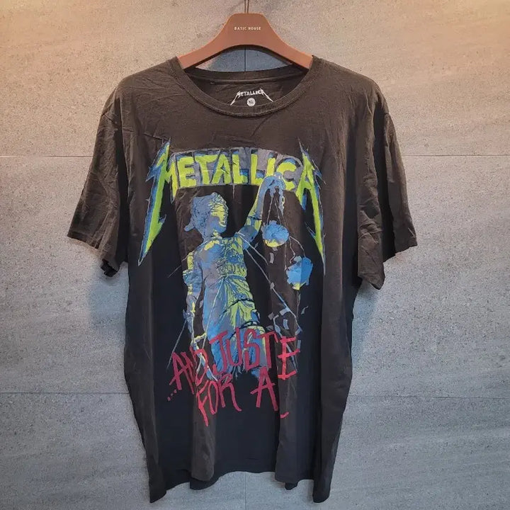 [BUNJANG] Metallica 1988 Tour Commemorative T-Shirt / 메탈리카 1988 투어 기념 반팔티셔츠예요!오피셜굿즈 정품입니다!~^