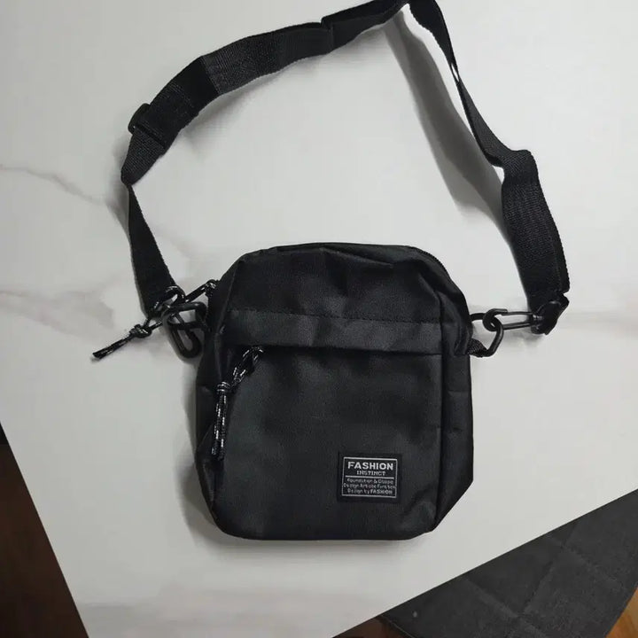 [BUNJANG] Mini Crossbody Bag - Black / 미니 크로스백 공용 새상품