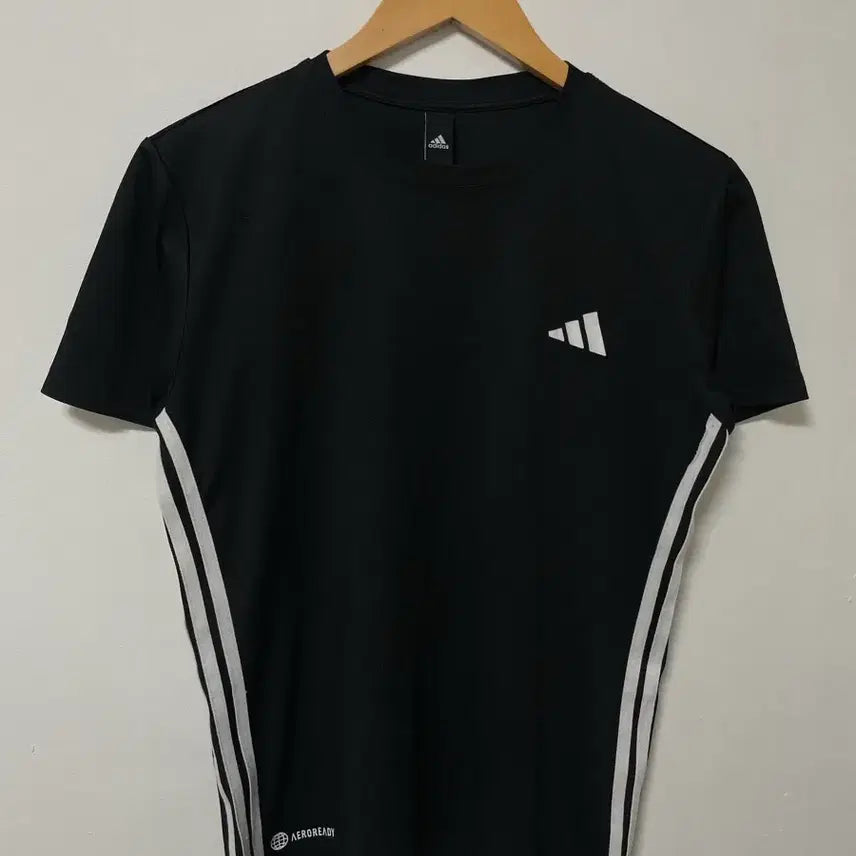 [BUNJANG] Adidas Functional Spandex Short Sleeve T-Shirt / 55-66 아디다스 기능성 스판 반팔티 정품