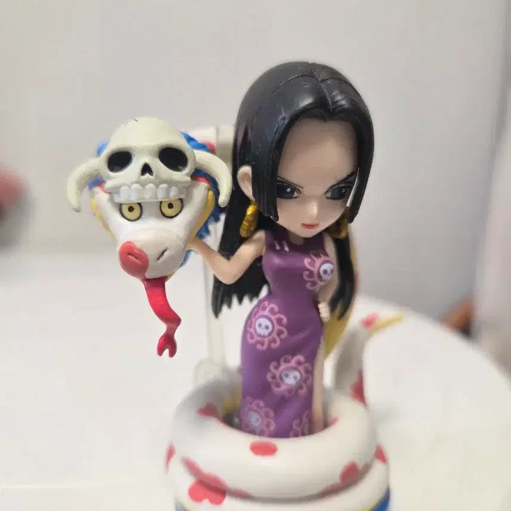 [BUNJANG] One Piece Boa Hancock &amp; Salome WCF Figure (No Box) / 원피스 보아 헨콕+살로메 월콜피규어(노박스)