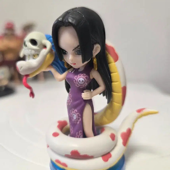 [BUNJANG] One Piece Boa Hancock &amp; Salome WCF Figure (No Box) / 원피스 보아 헨콕+살로메 월콜피규어(노박스)
