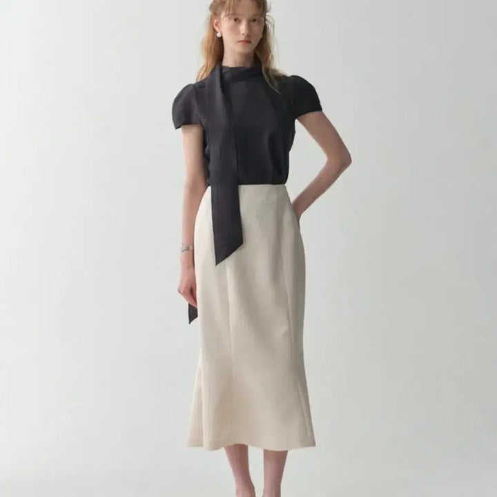 [BUNJANG] Flooum Satin Silky Mermaid Skirt Peach Cream S / 플로움 새틴 머메이드 스커트 피치크림 s