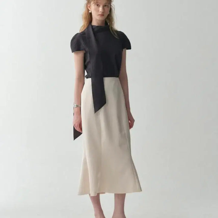 [BUNJANG] Flooum Satin Silky Mermaid Skirt Peach Cream S / 플로움 새틴 머메이드 스커트 피치크림 s