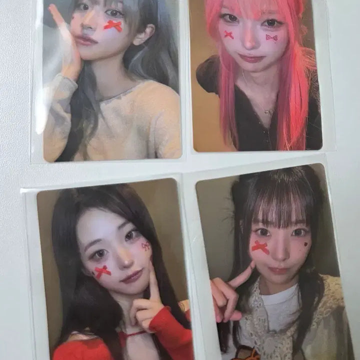 [BUNJANG] QWER Weverse Shop In-Person Fan Sign Congratulatory Version Photocard / qwer 위버스샵 대면 팬싸 축하해 버전 포카 판매합니다
