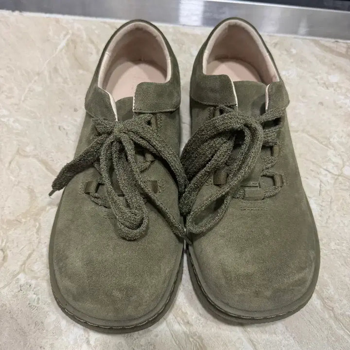 [BUNJANG] Kinch Mistake Project COMO Khaki 255 Sneakers / [255] 킨치 미스테이크프로젝트 COMO 카키