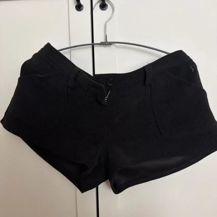 [BUNJANG] Mireco Low Corduroy Shorts Black / 미레코 로우 콘듀로이 쇼츠 블랙