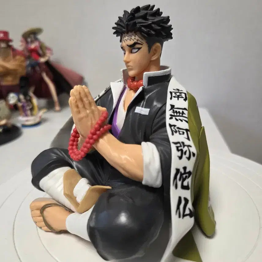 [BUNJANG] Demon Slayer Gyomei Himejima Figure (No Box) / 귀멸의 칼날 히메지마 교메이 피규어(노박스)