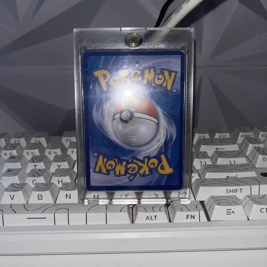 [BUNJANG] Pokemon Card Pikachu VMAX Gigantamax CSR / 포켓몬 카드 피카츄 VMAX 거다이맥스 CSR