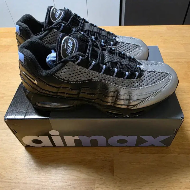 [BUNJANG] Nike x Palace Air Max 95 Metallic Silver Aluminum / 나이키 x 팔라스 에어 맥스 95