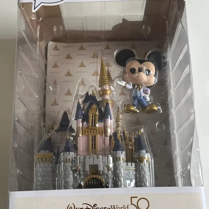 [BUNJANG] Funko Pop! Town Disney World 50th Anniversary Cinderella Castle &amp; Mickey Mouse Figure / Funko 디즈니월드 50주년 신데렐라성과 미키마우스 팝타운 피규어