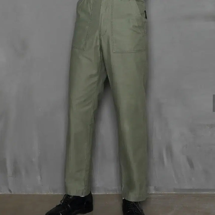 [BUNJANG] Bants Balsa 14 Olive Fatigue Pants Size 32 / 반츠 백사틴 올리브 퍼티그 팬츠 32 팔아요!