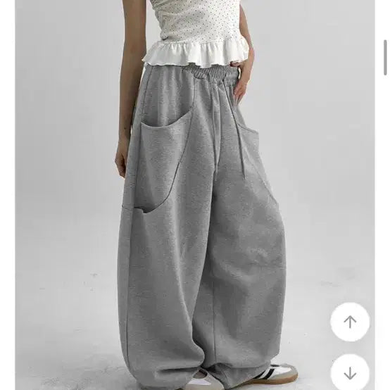 [BUNJANG] Black Up Doang Slit Balloon Wide Two-Way Banding Pants / 블랙업 또앙 절개 벌룬 와이드 투웨이 밴딩팬츠 [남녀공용 유니섹스 긴바지