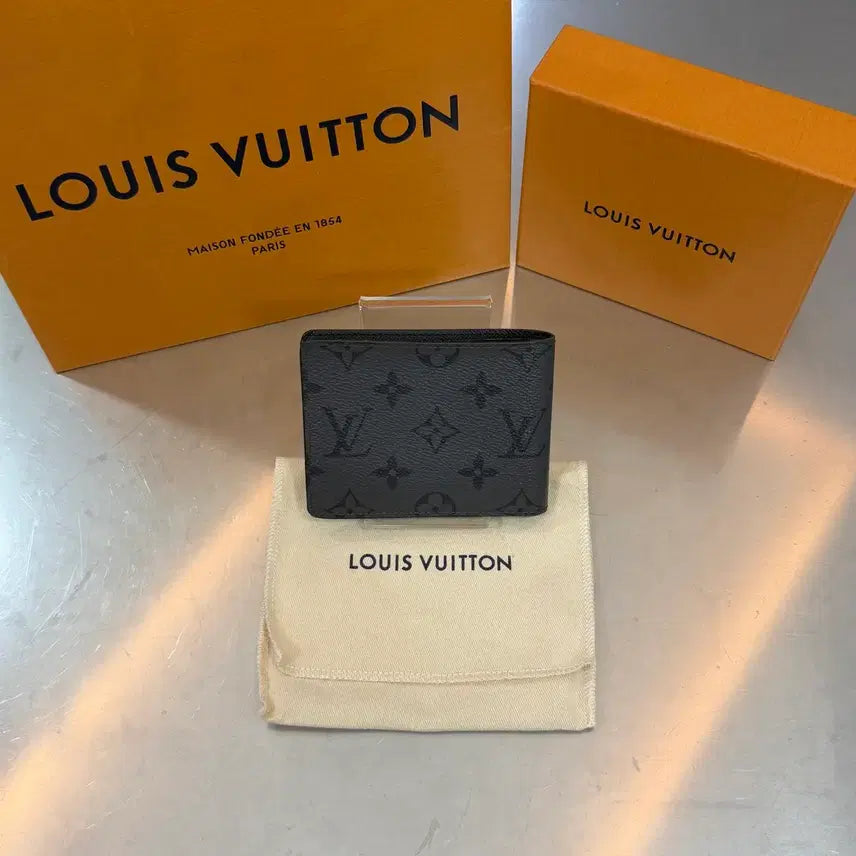 [BUNJANG] Louis Vuitton Monogram Eclipse Reverse Slender Wallet / 루이비통 모노그램 이클립스 리버스 슬렌더 반지갑