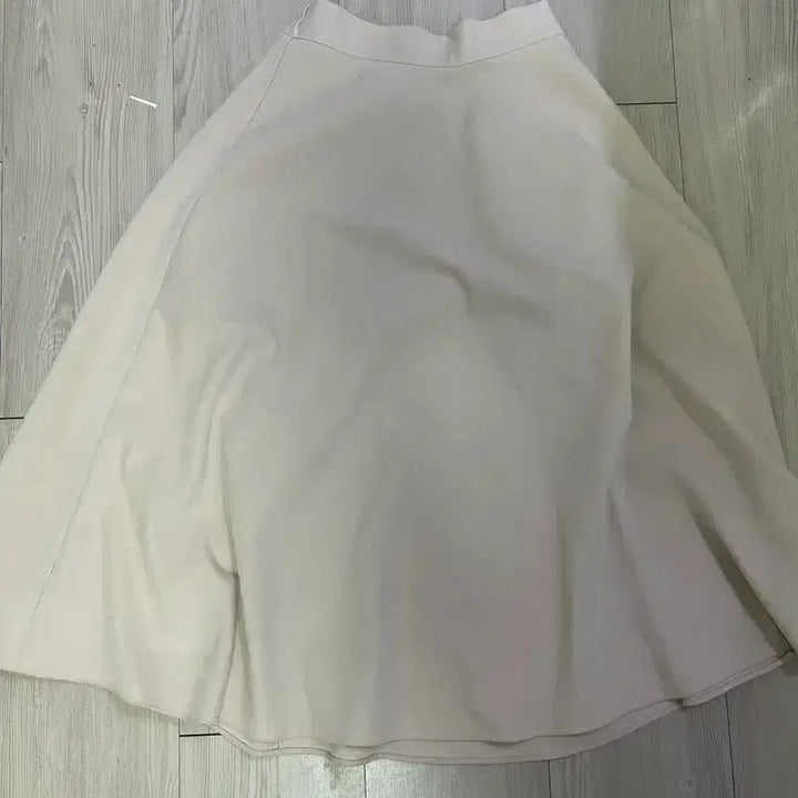 [BUNJANG] Beige A-Line Long Skirt for Fall/Winter / 베이지 가을겨울용 A라인 스커트