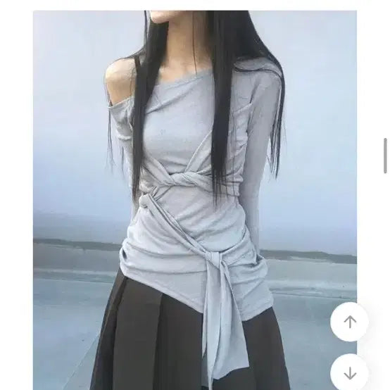 [BUNJANG] ABLY Off-Shoulder Tie Long-Sleeve T-Shirt / 에이블리 오비 언발란스 오프숄더 타이 긴팔 티셔츠