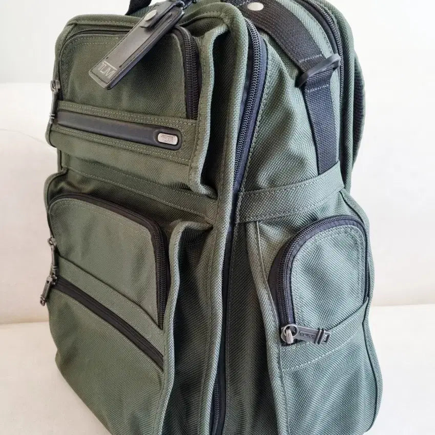 [BUNJANG] Tumi Backpack Olive / 신품급 투미 백팩 가방