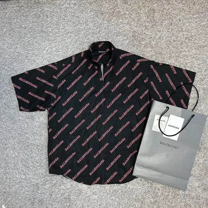 [BUNJANG] Balenciaga Multi-Logo Zip-Up Overshirt / 발렌시아가 멀티로고 집업 오버셔츠