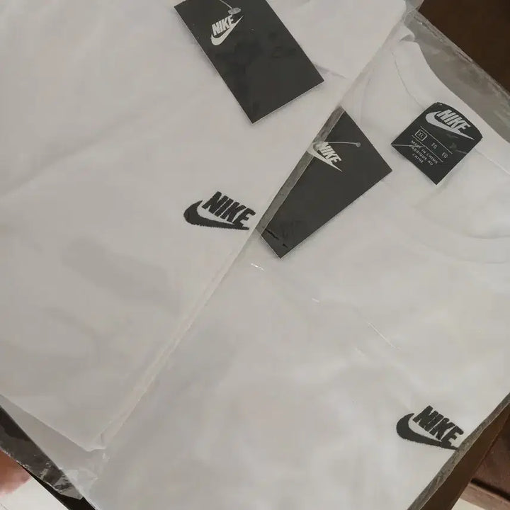 [BUNJANG] Nike White Short Sleeve T-Shirt XL / 나이키 흰색 반팔 티셔츠 새상품
