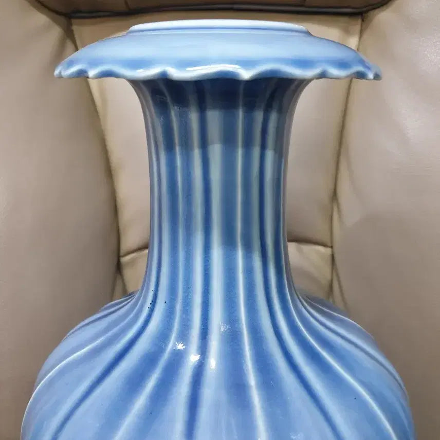 [BUNJANG] Ming Dynasty Xuande Period Celadon Porcelain Vase / 명.선덕제.기물/화형.과능.절연.호