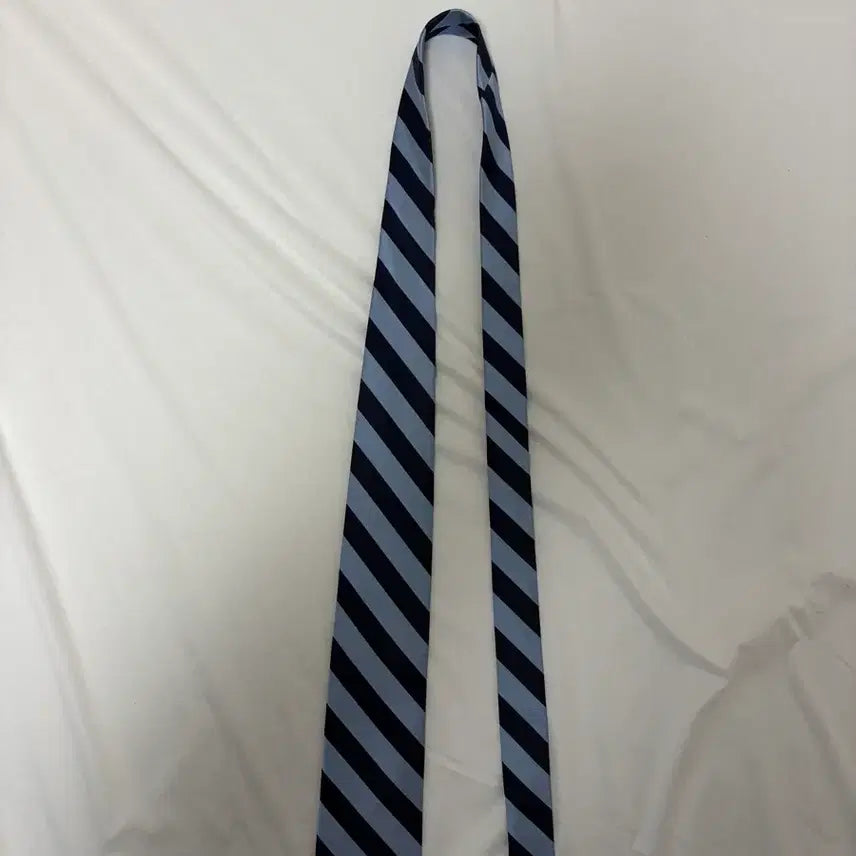 [BUNJANG] J.Crew Navy/Blue Stripe Silk Necktie / 제이크루 네이비/블루 스트라이프 넥타이