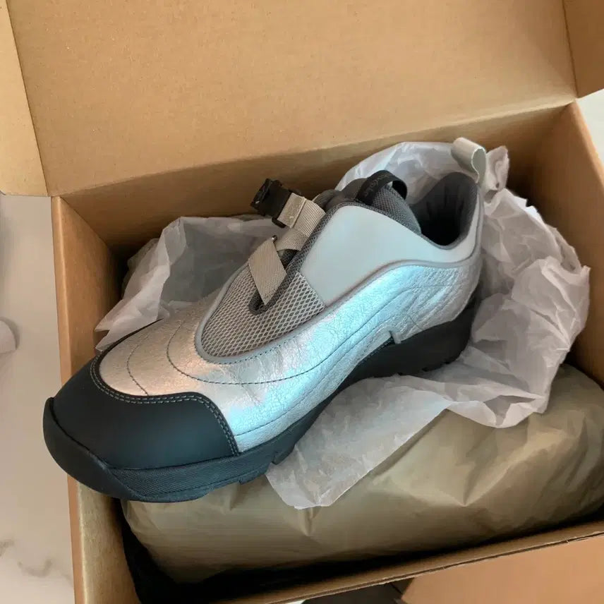 [BUNJANG] Archive Appke Vibram Silver Sneakers (240) / 새제품) 아카이브앱크 비브람 실버 240(37) 스니커즈