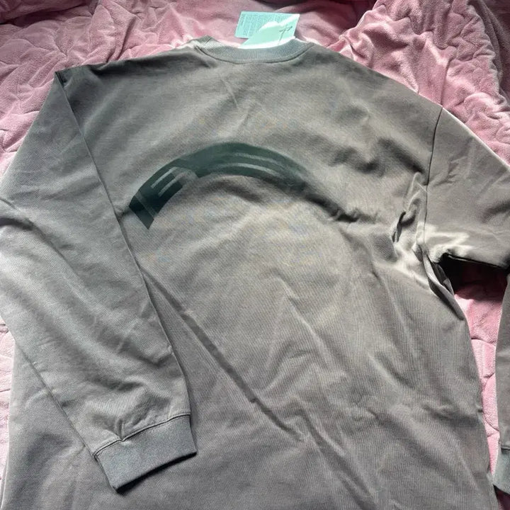 [BUNJANG] IEY Washing Motion Logo Long Sleeve T-Shirt / 새상품) 이에이 IEY 워싱 긴팔 티셔츠