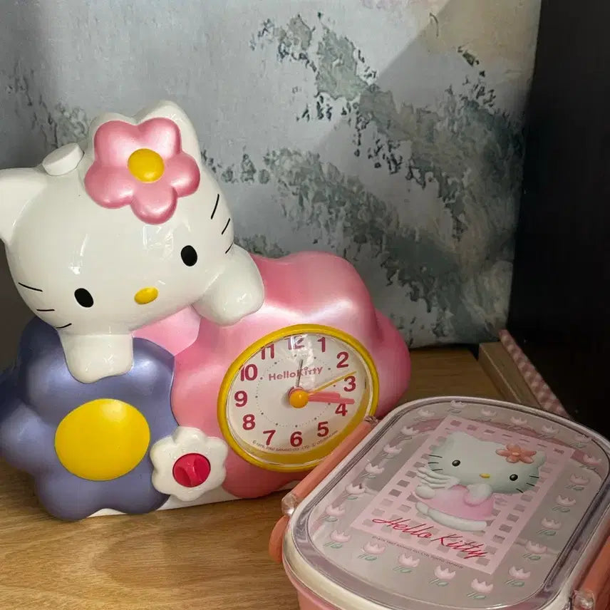 [BUNJANG] Vintage Hello Kitty Watch + 1997 Enjel Kitty Lunch Box Set / 고전 키티 시계 + 키티 도시락통 세트 (동영상 동작 확인)