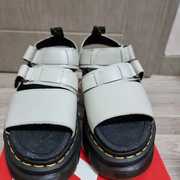 [BUNJANG] Dr. Martens Ricki 3 Sandals UK 4 / 230mm / 닥터마틴 리키3 샌들 230 사이즈