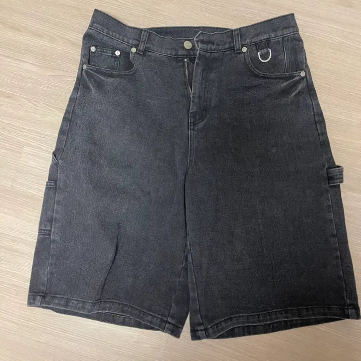 [BUNJANG] The Vinyl House Carpenter Denim Shorts / 더바이닐하우스 카펜터 데님 쇼츠