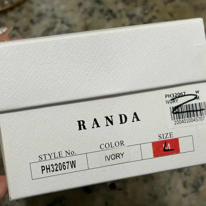 [BUNJANG] RANDA Ribbon Pearl Loafers / RANDA 리본 펄 로퍼 구두 스나계 양산형 지뢰계 신발
