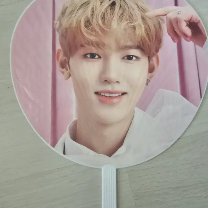[BUNJANG] ZEROBASEONE Hao (formerly ANDER) Japan Fancon Uchiwa / zb1 하오(현 앤더블) 일본 팬콘 우치와 양도