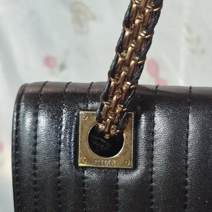 [BUNJANG] TIME Quilting Chain Shoulder Bag / 타임    퀼팅   체인  숄더백