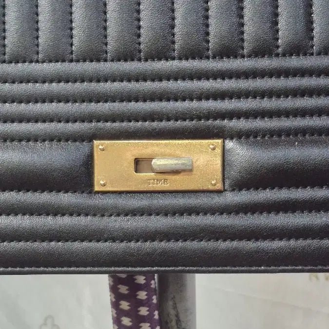 [BUNJANG] TIME Quilting Chain Shoulder Bag / 타임    퀼팅   체인  숄더백