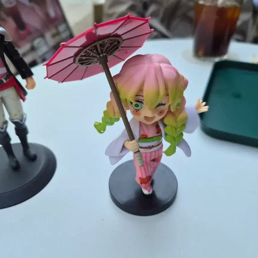 [BUNJANG] Demon Slayer Mitsuri Kanroji Rainy Day Series Figure / 귀멸의 칼날 칸로지 미츠리 피규어