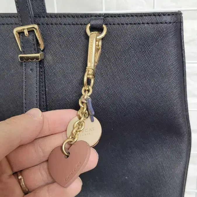 [BUNJANG] LOVCAT Saffiano Leather Tote Bag / 러브캣(LOVCAT) 사피아노 레더 토트백 / 오피스룩/데일리백 추천