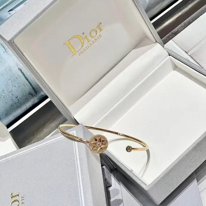 [BUNJANG] Dior Rose des Vents Gold Bracelet / 디올 로즈 드 방 골드 팔찌