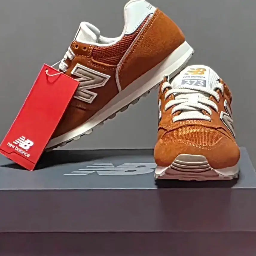 [BUNJANG] New Balance 373 Sneakers Size 230 / 뉴발란스 373 운동화 230 [새상품]