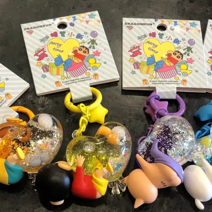 [BUNJANG] Crayon Shin-chan Characters Heart Shaker Keychain Set / 맹구/짱구/흰둥이/부리부리대마왕 하트쉐이커 키링 세트