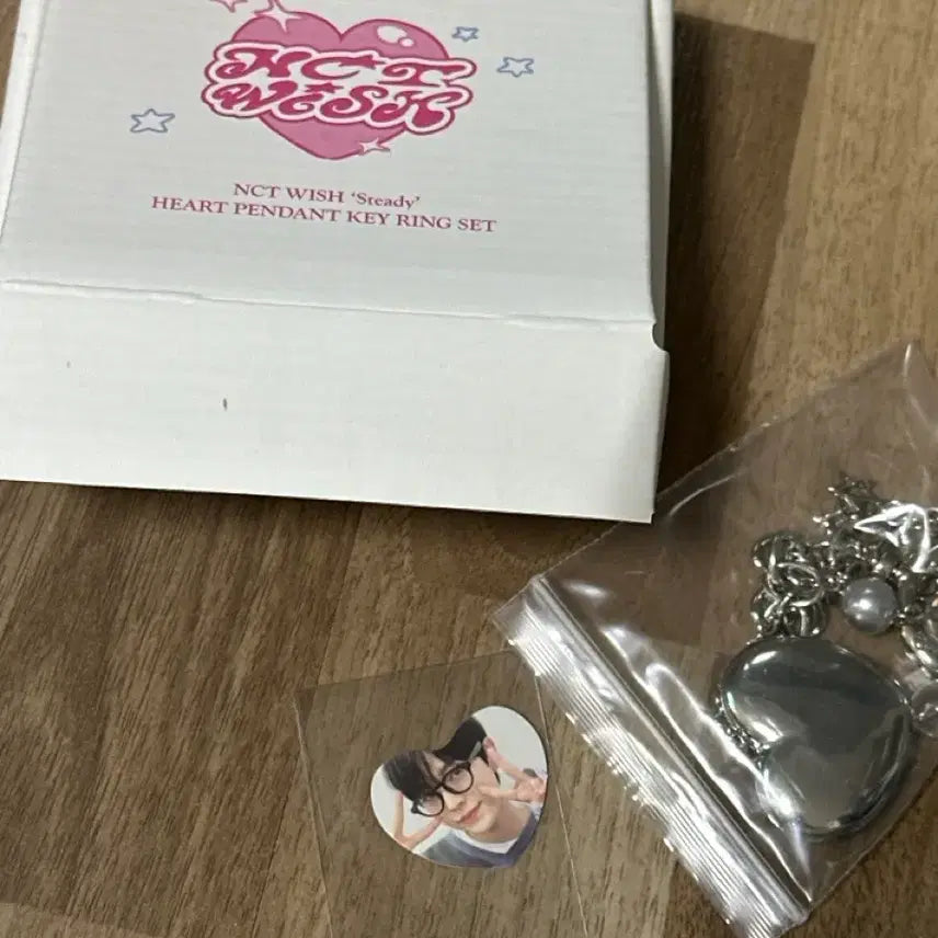 [BUNJANG] NCT WISH Yushi Steady Heart Pendant Keyring / Nct wish 유우시 스테디 하트 팬던트 키링