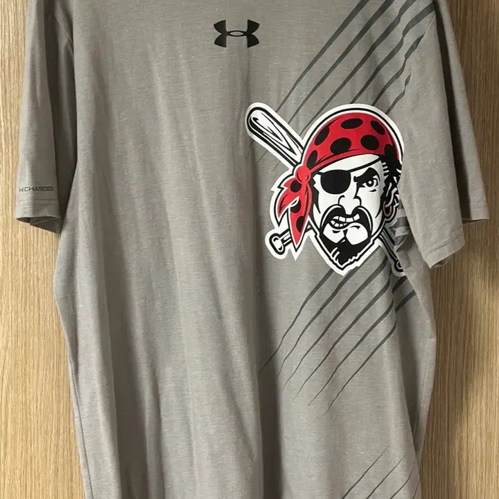 [BUNJANG] Under Armour HeatGear Short Sleeve T-Shirt LG Grey / 언더아머 히트기어 반팔 그레이 색상 티셔츠 LG 사이즈