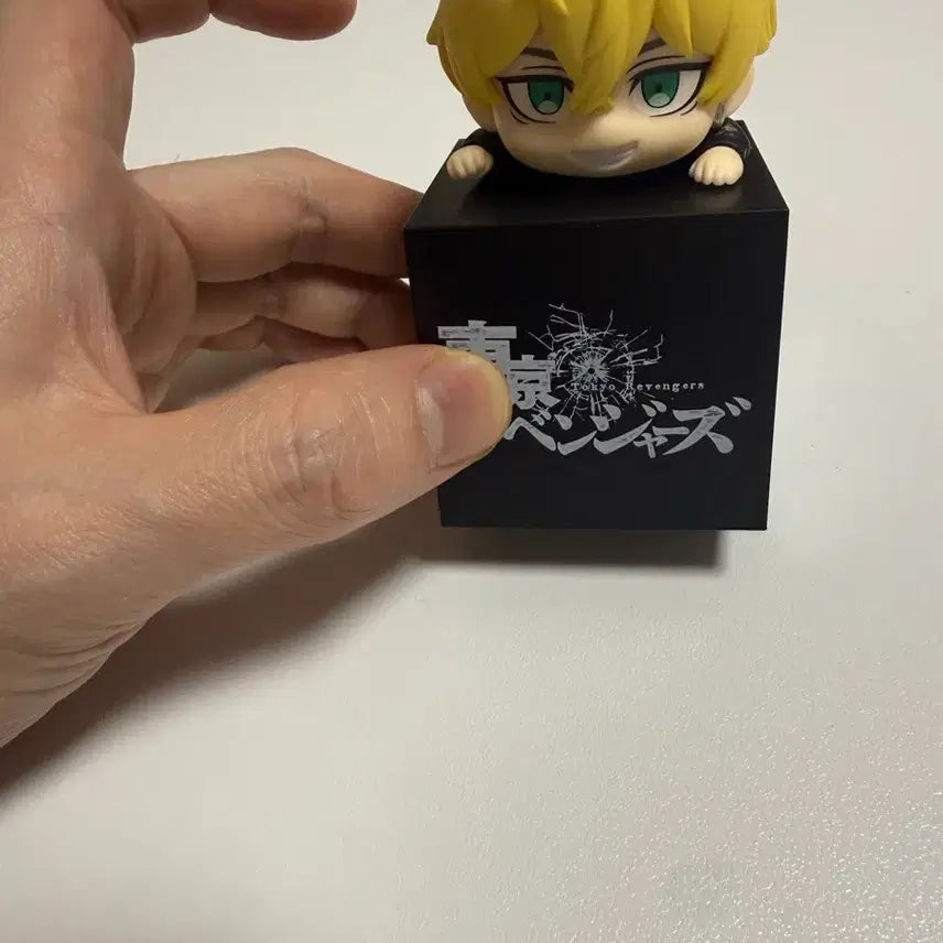[BUNJANG] Tokyo Revengers Chifuyu Hikkage Figure / 도쿄리벤저스 치후유 힛카게 피규어 + 덤