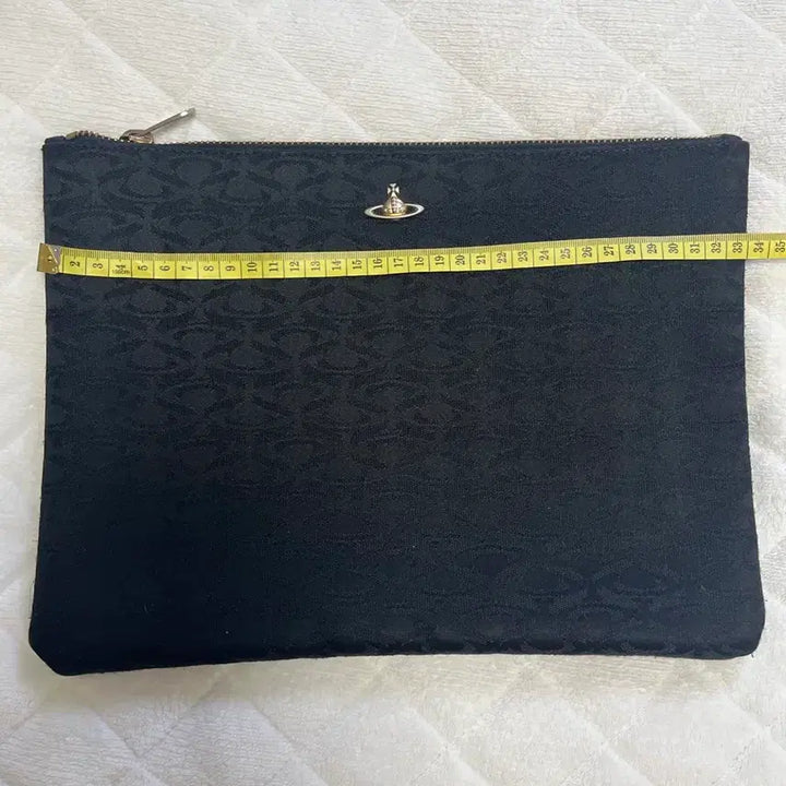 [BUNJANG] Vivienne Westwood Black Clutch / 비비안웨스트우드 블랙 클러치 거의새거
