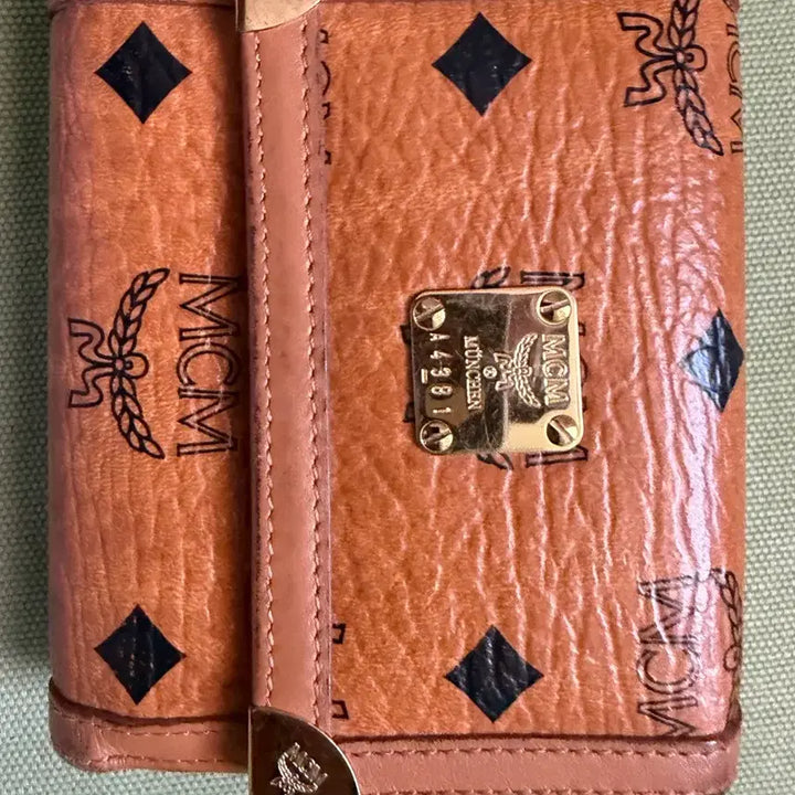 [BUNJANG] MCM Visetos Bifold Wallet / MCM  비세토스 반지갑