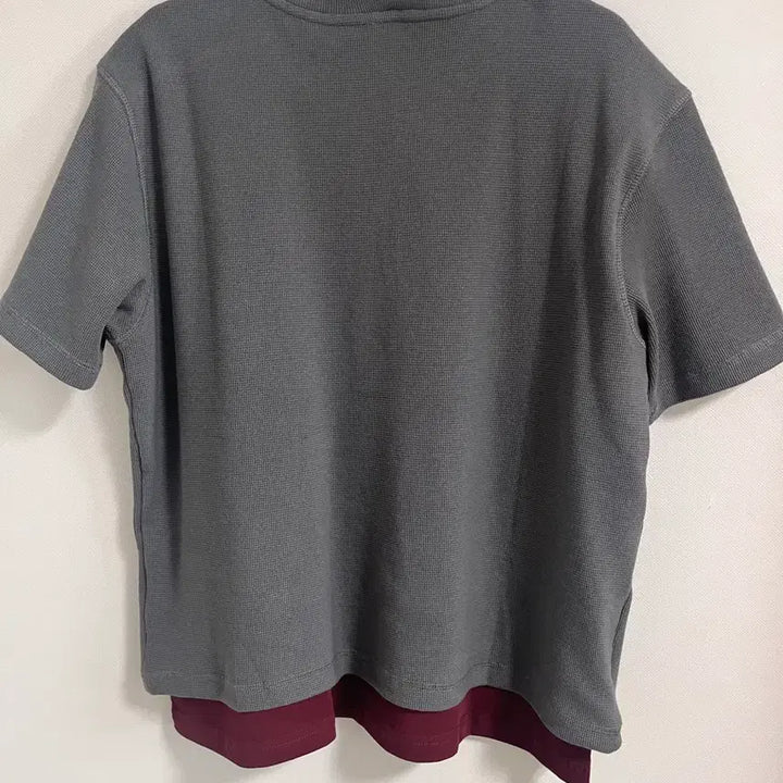 [BUNJANG] Trillion V-Neck Layered Waffle T-Shirt / 트릴리온 브이넥 레이어드 와플 반팔티