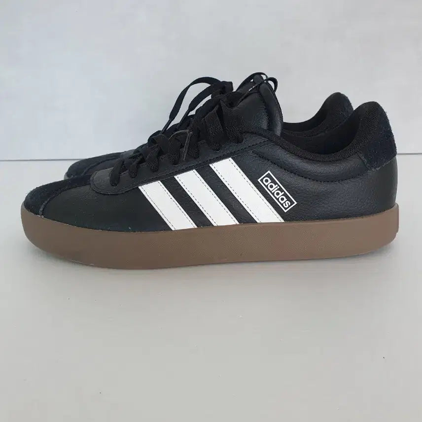 [BUNJANG] Adidas VL Court 3.0 Low Core Black Cloud White Sneakers / 아디다스 VL 코트 3.0 로우 코어 블랙 클라우드 화이트 (275)