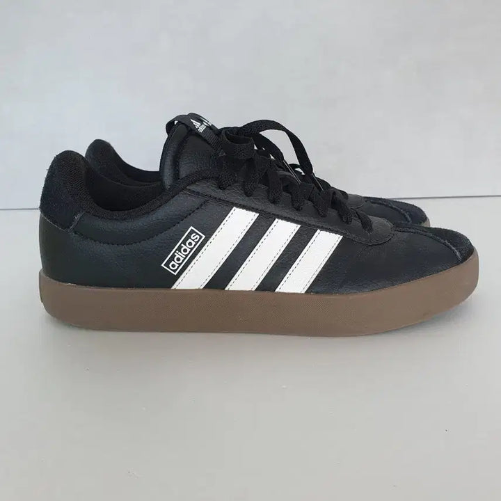 [BUNJANG] Adidas VL Court 3.0 Low Core Black Cloud White Sneakers / 아디다스 VL 코트 3.0 로우 코어 블랙 클라우드 화이트 (275)